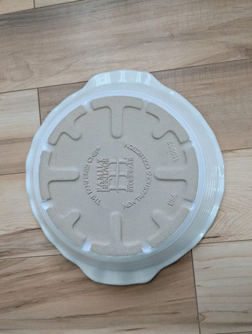 Pampered Chef Family Heritage Deep Dish Pie Plate Stoneware 9